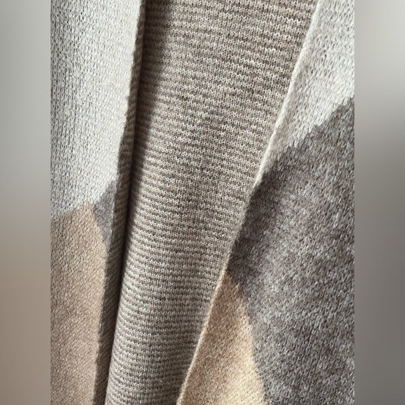 RUBY MOON Soft Long Cardigan Color Block / Long Sleeve - Picture 4 of 9